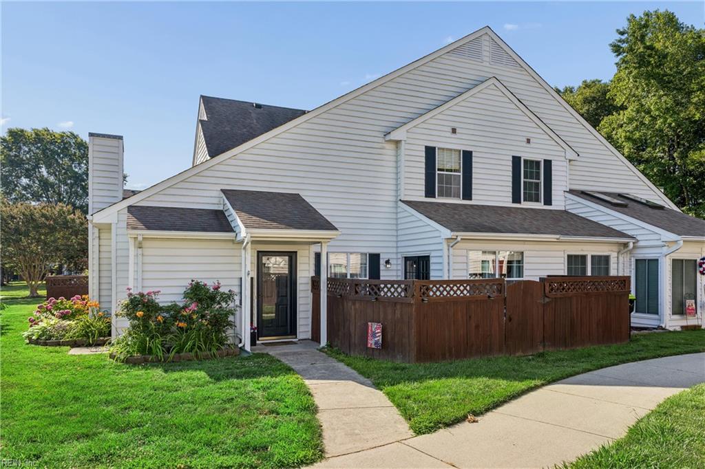 503 Hamlet Court Yorktown VA 23693