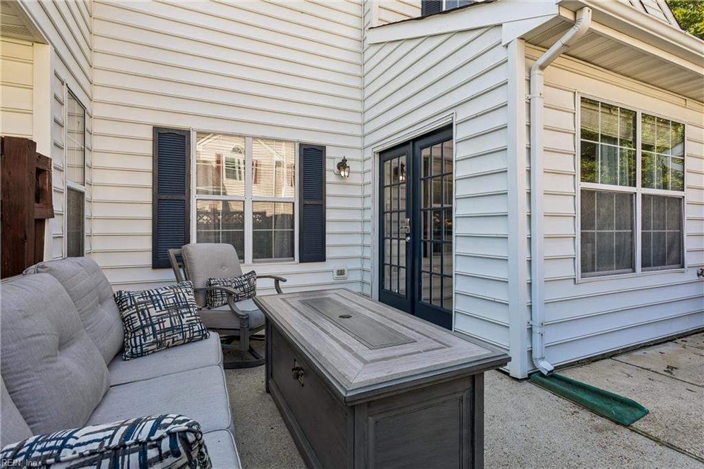 503 Hamlet Court Yorktown VA 23693