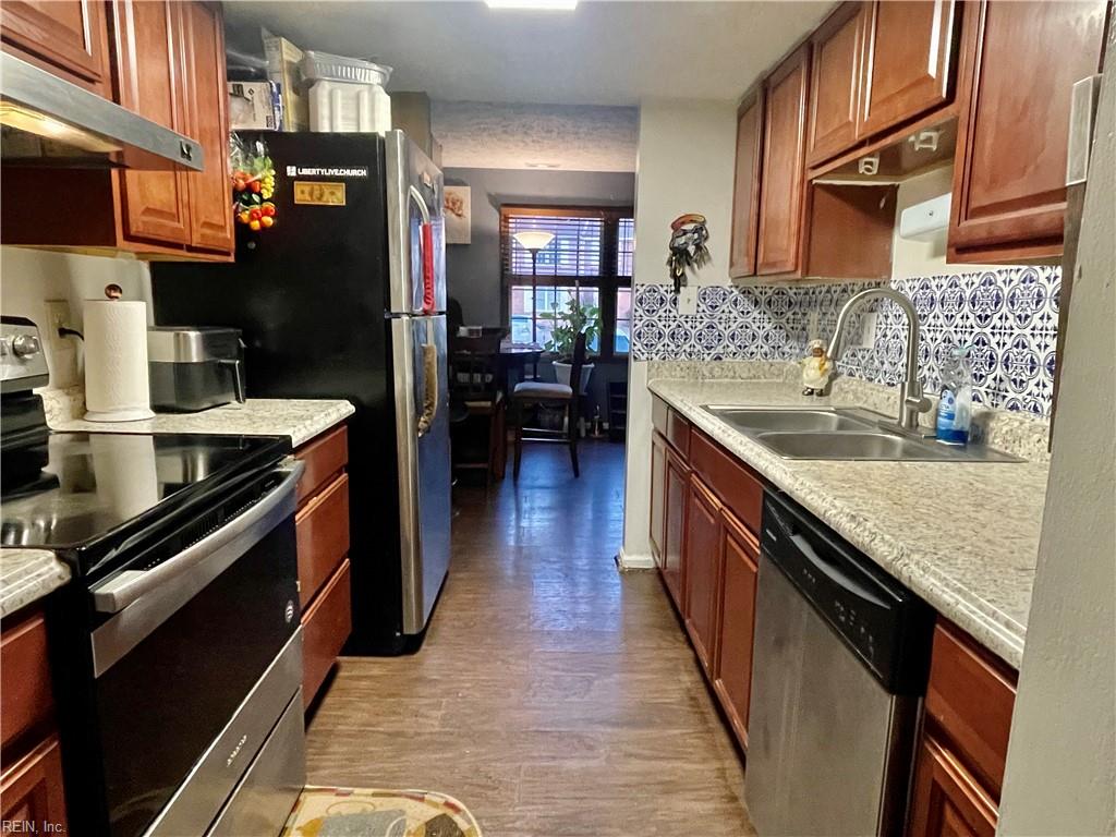 525 Chanticlar Court Newport News VA 23608