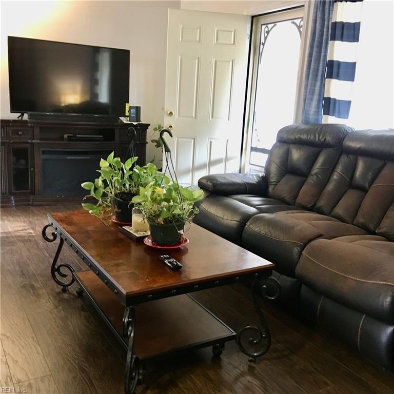 525 Chanticlar Court Newport News VA 23608