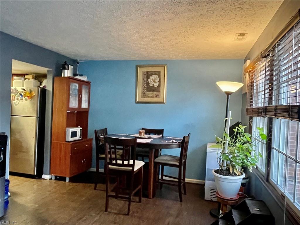 525 Chanticlar Court Newport News VA 23608