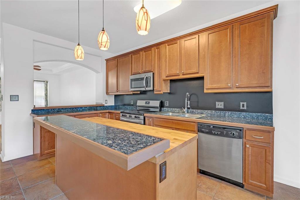 815 Skelton Way Newport News VA 23608