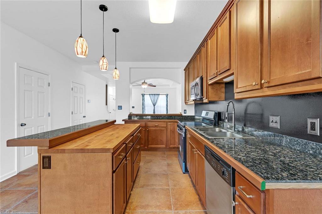 815 Skelton Way Newport News VA 23608