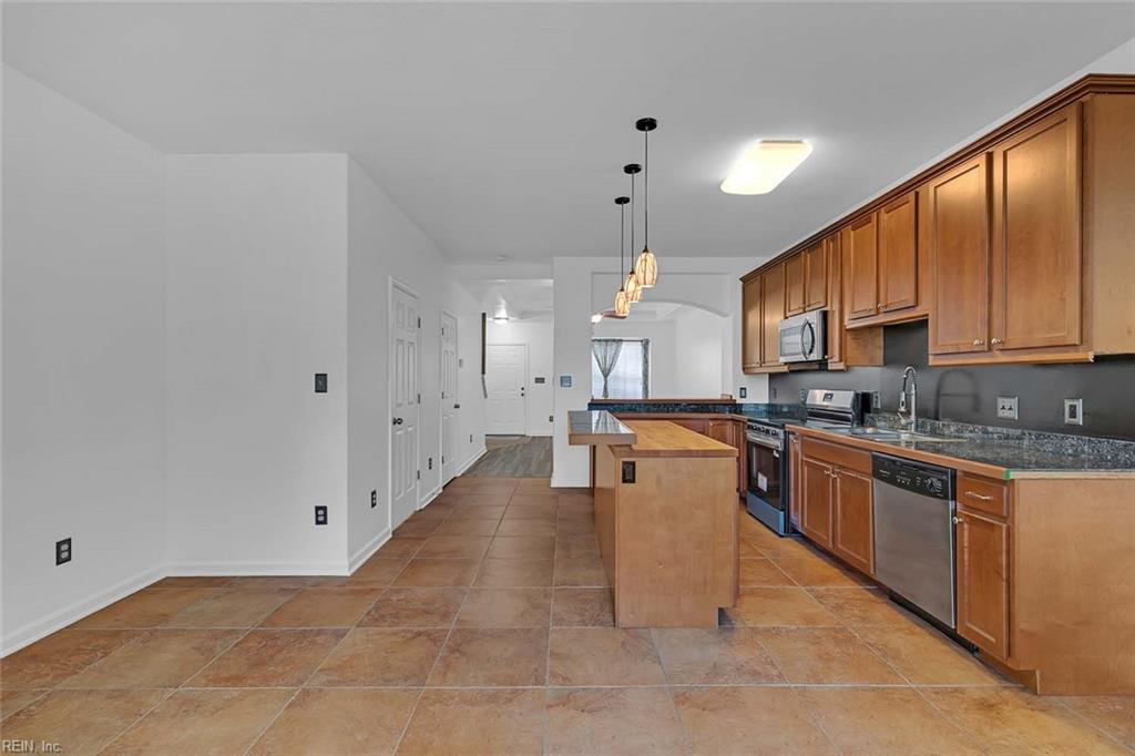 815 Skelton Way Newport News VA 23608