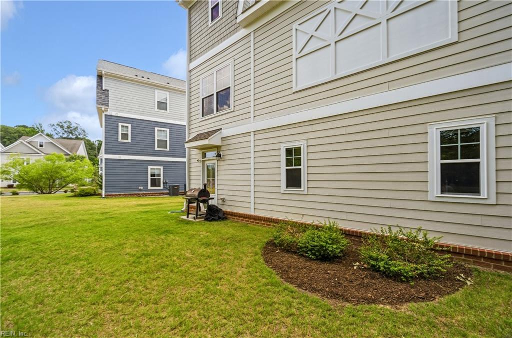 106 Genoa Court Yorktown VA 23693