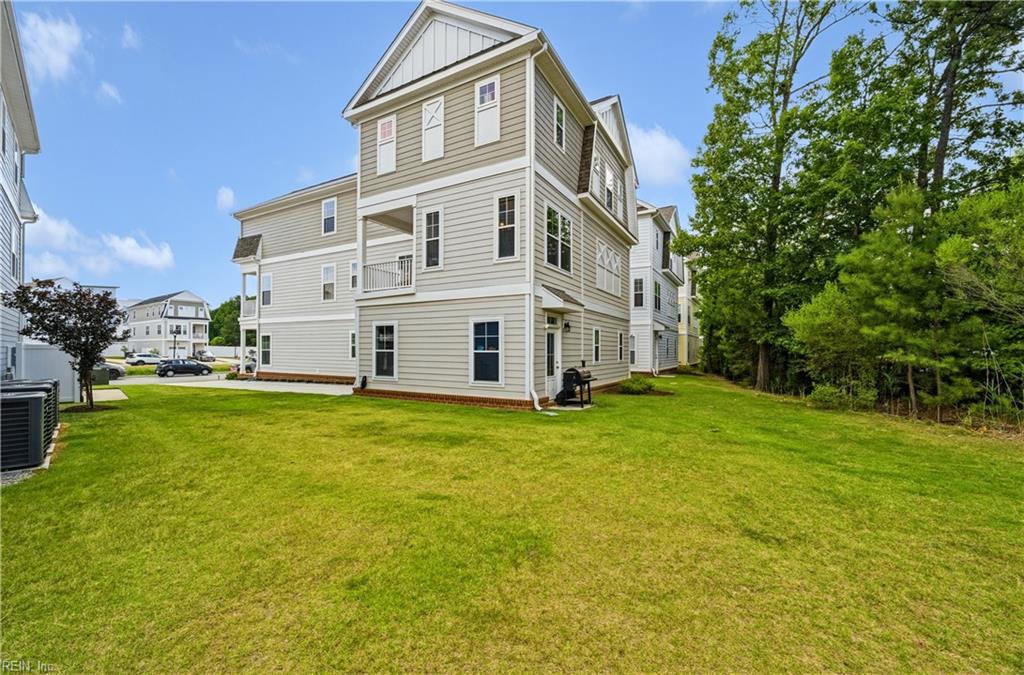 106 Genoa Court Yorktown VA 23693
