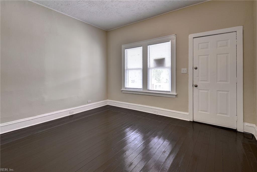 732 17th Street Newport News VA 23607