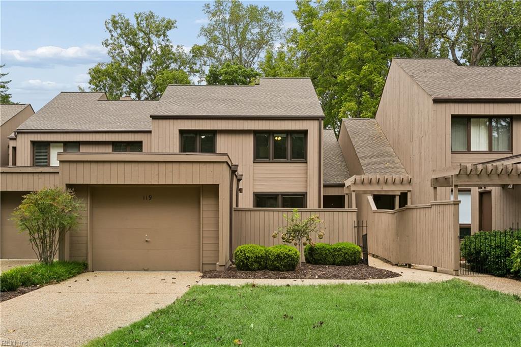 119 Harrops Glen Williamsburg VA 23185