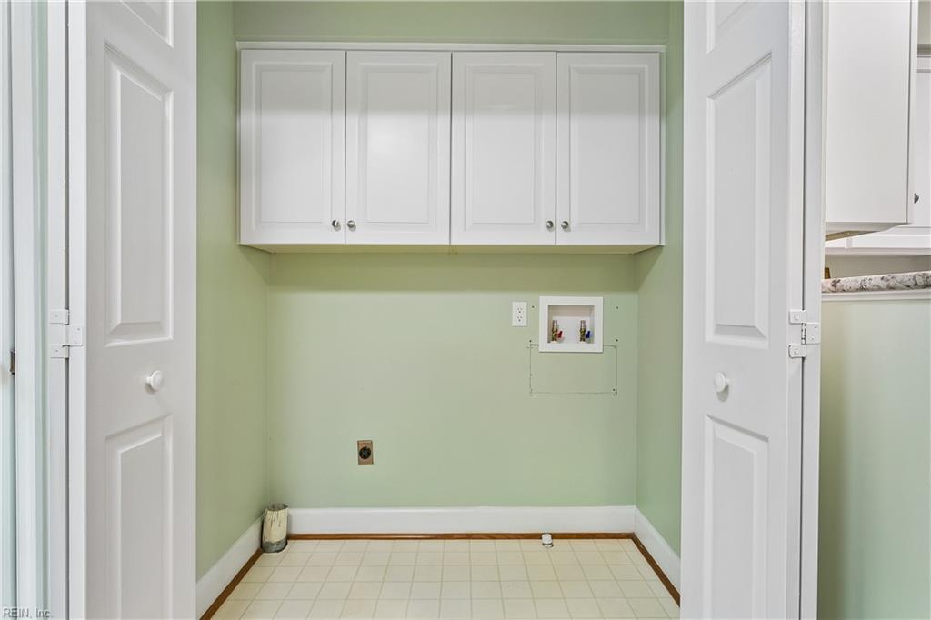 119 Harrops Glen Williamsburg VA 23185