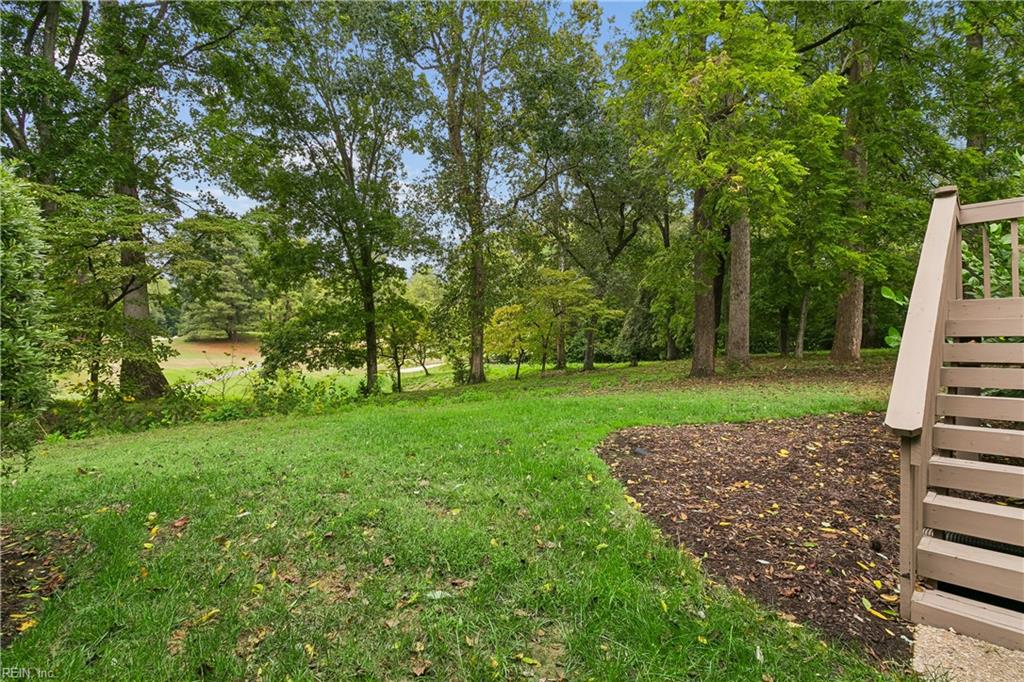 119 Harrops Glen Williamsburg VA 23185