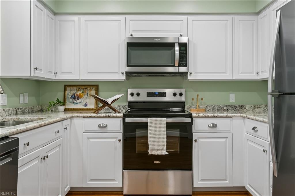 119 Harrops Glen Williamsburg VA 23185