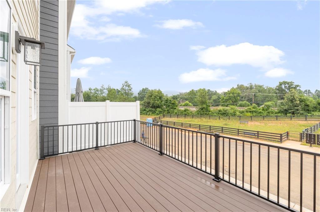 129 Bracewell Lane Yorktown VA 23692