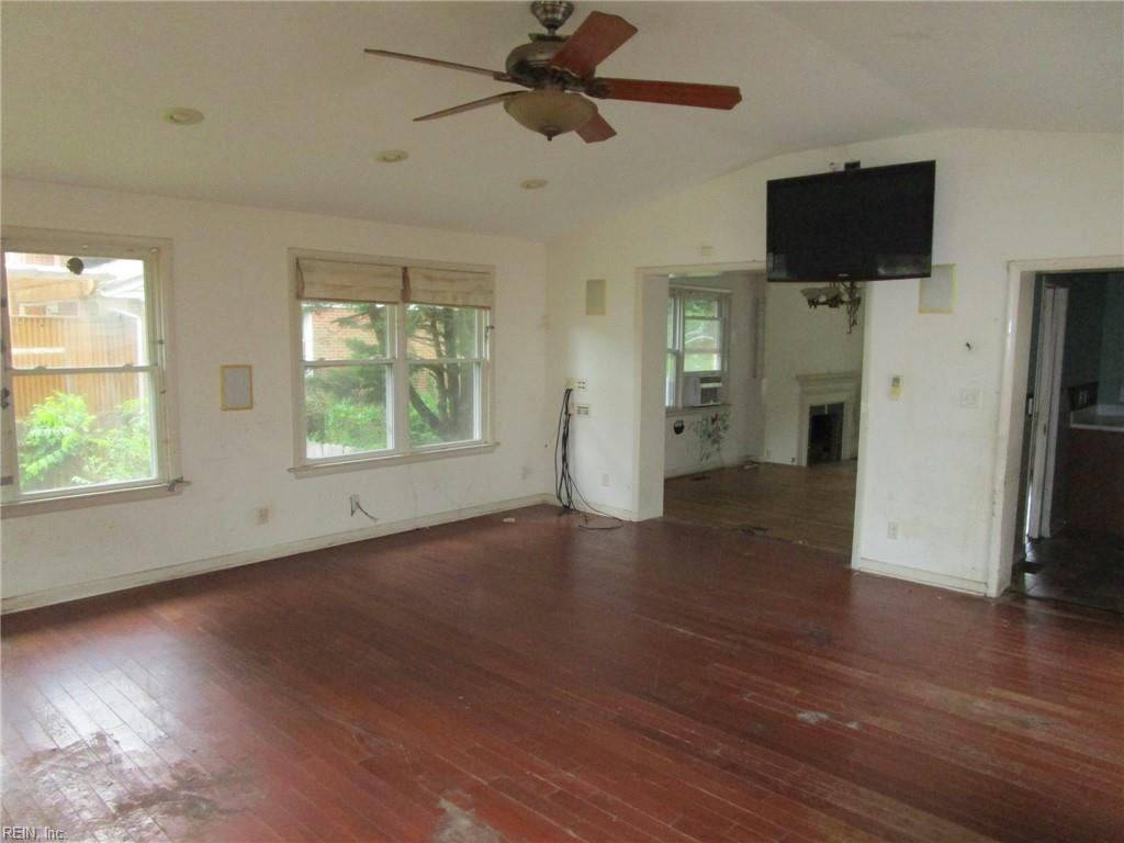 537 Hallmark Drive Newport News VA 23606