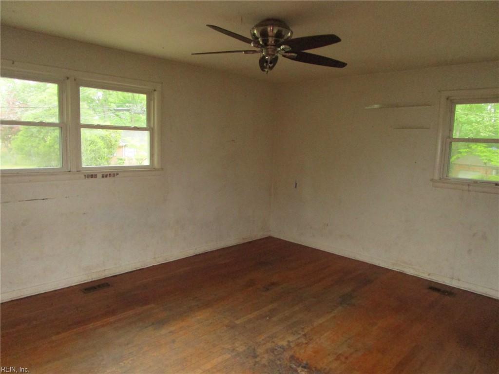 537 Hallmark Drive Newport News VA 23606
