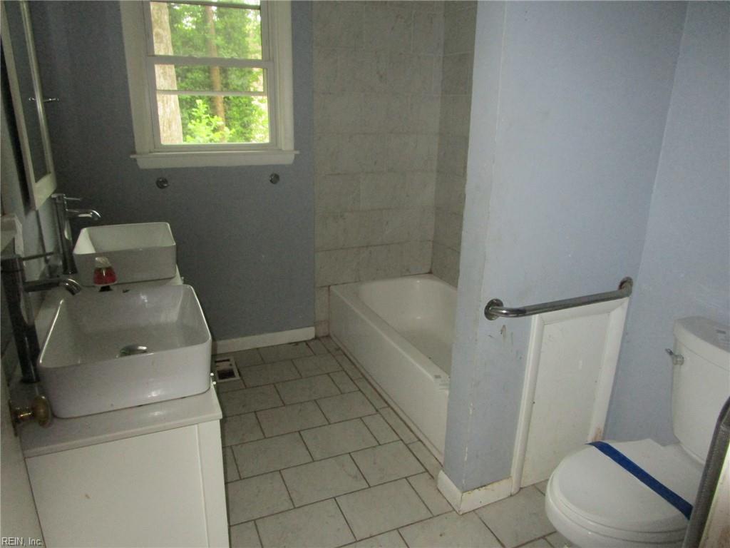 537 Hallmark Drive Newport News VA 23606