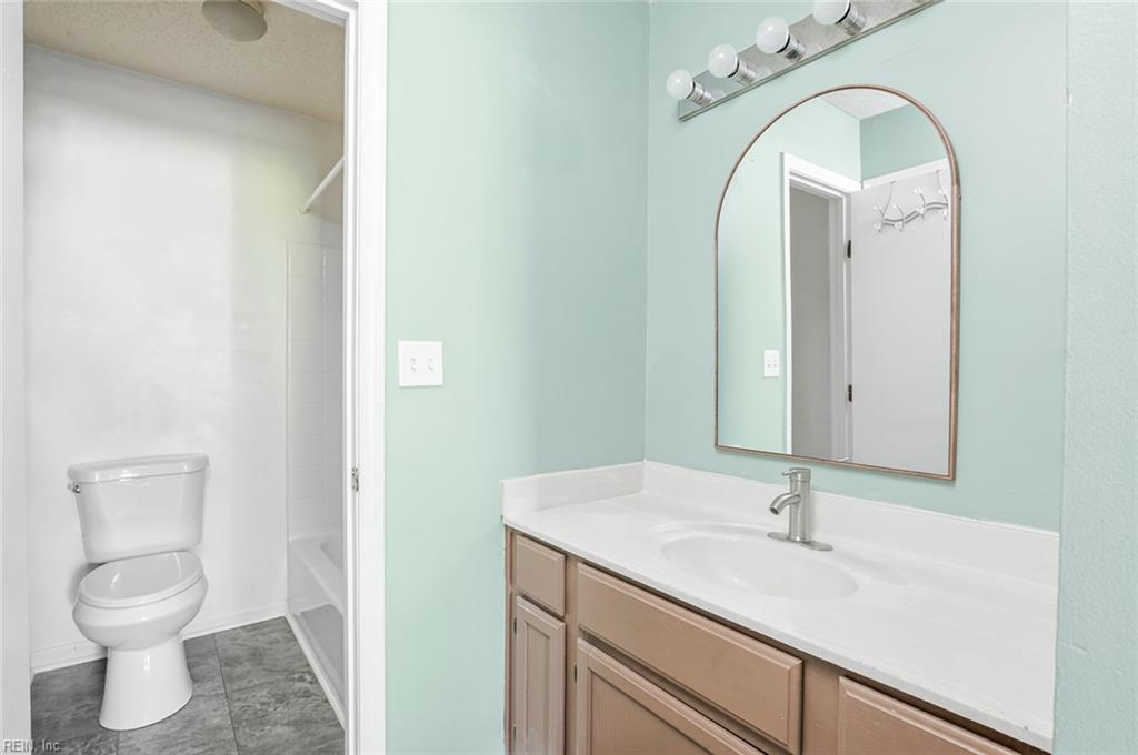 12742 Daybreak Circle Newport News VA 23602