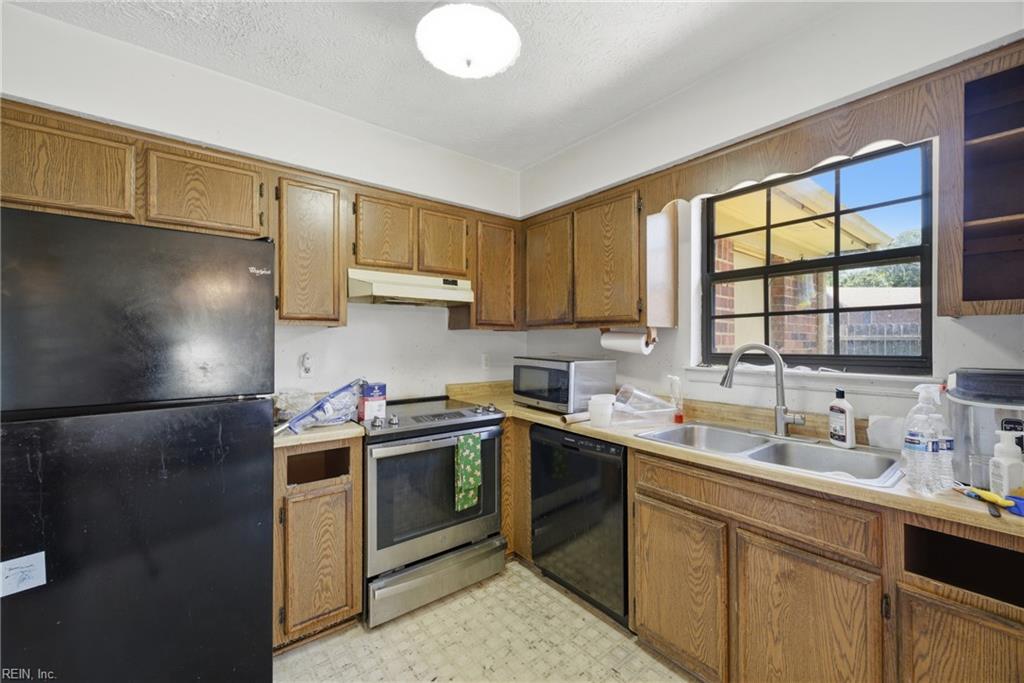359 Deputy Lane Newport News VA 23608
