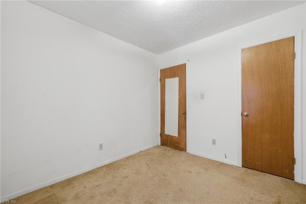 359 Deputy Lane Newport News VA 23608
