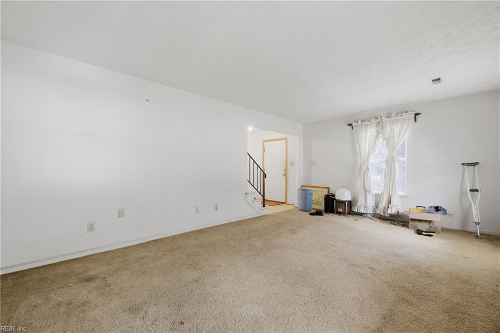 359 Deputy Lane Newport News VA 23608