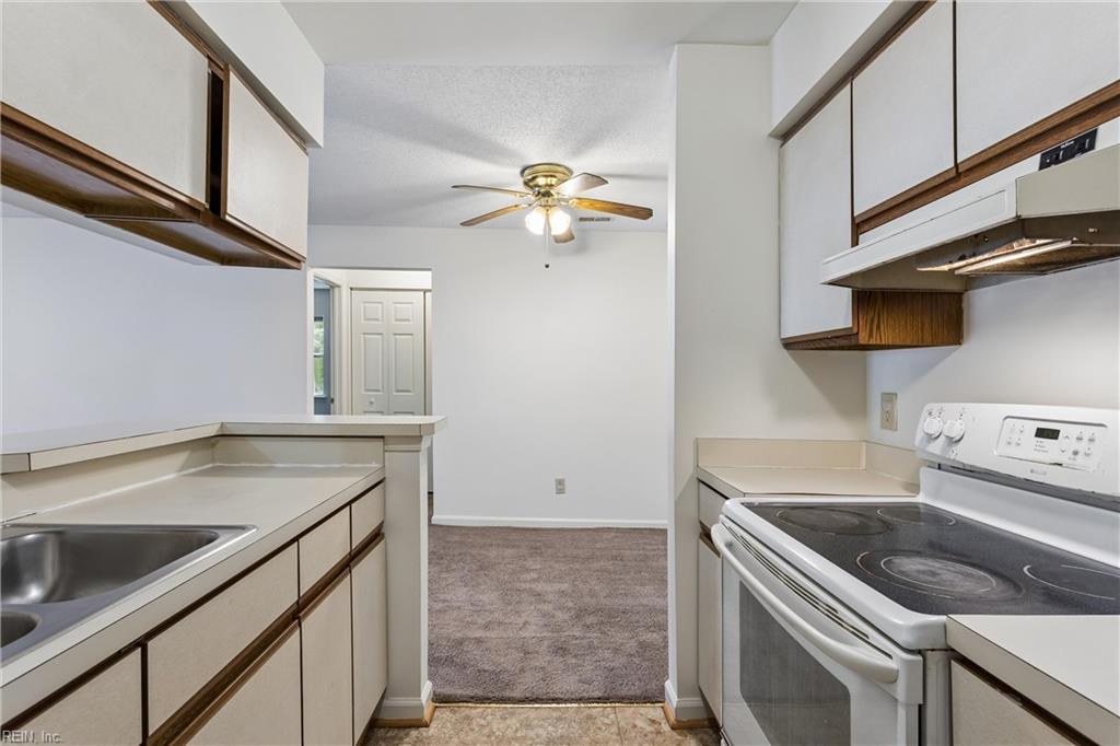 541 Pineland Circle Newport News VA 23608