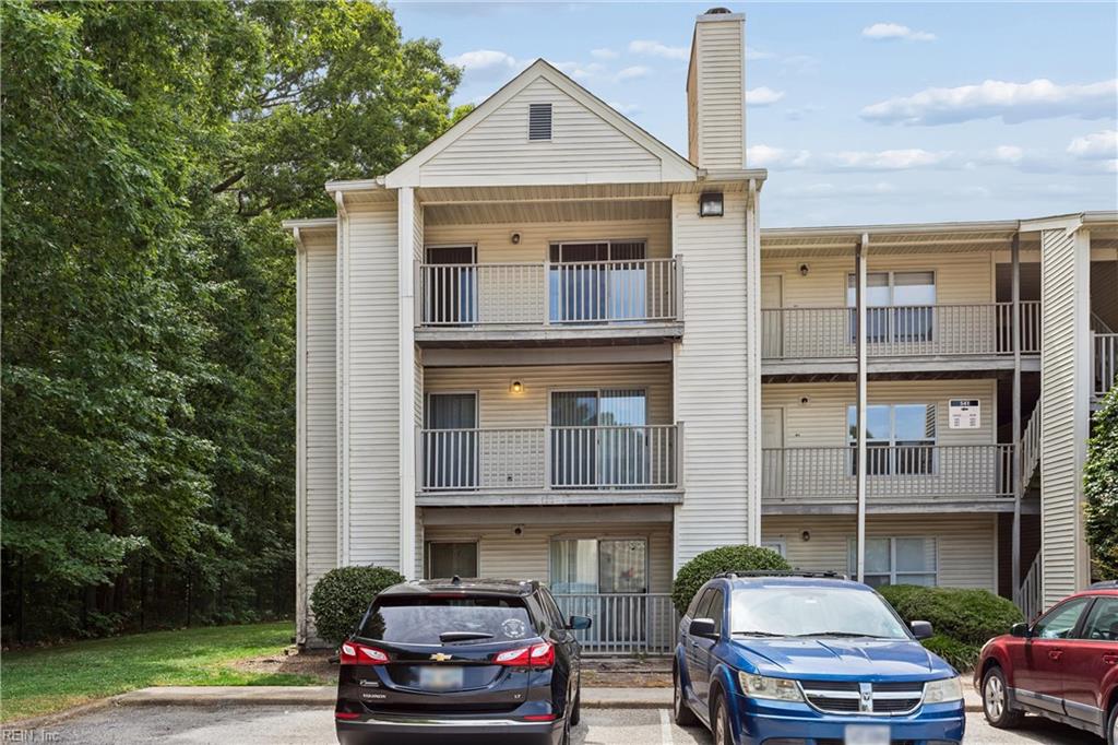 541 Pineland Circle Newport News VA 23608