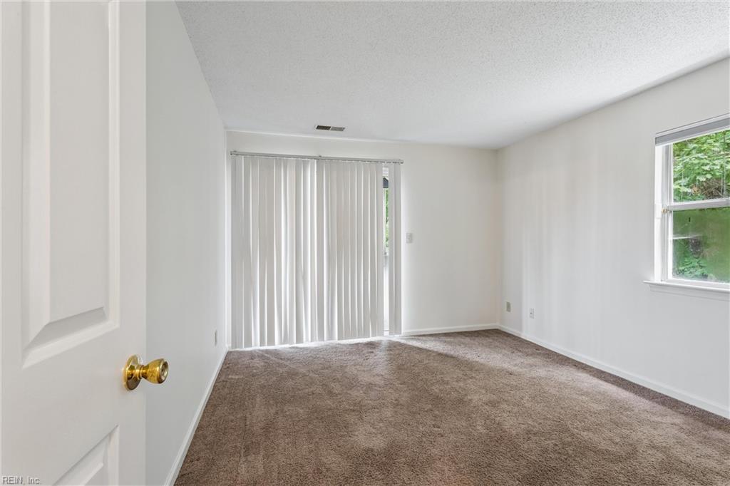 541 Pineland Circle Newport News VA 23608