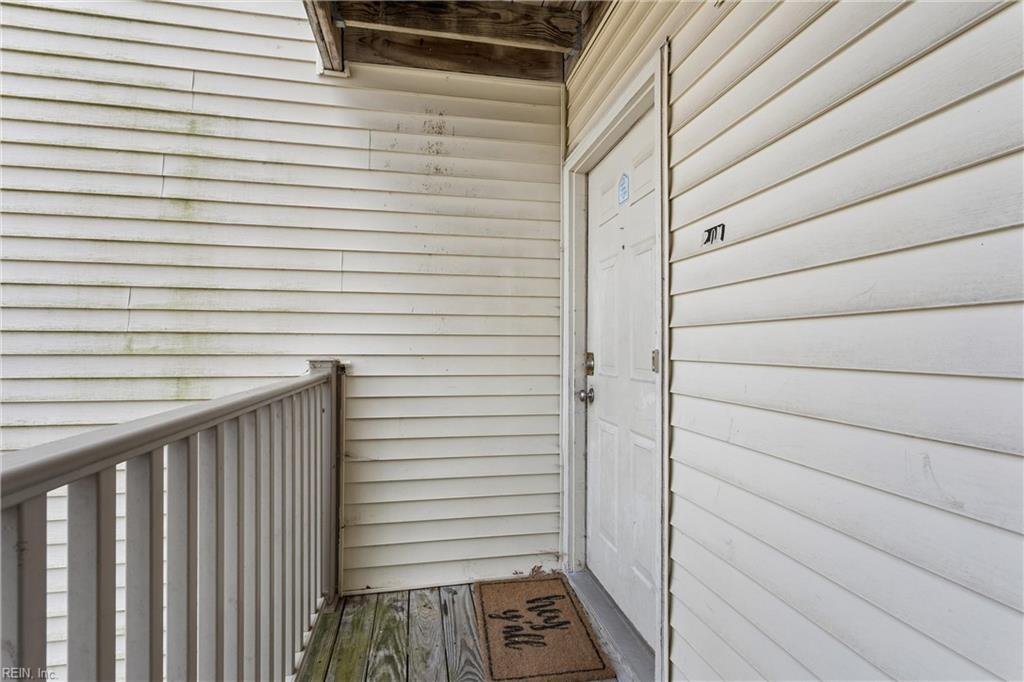 541 Pineland Circle Newport News VA 23608