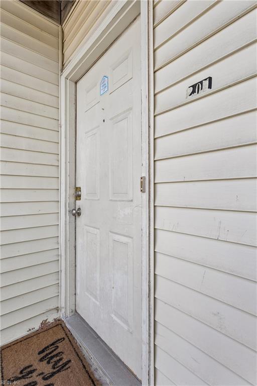 541 Pineland Circle Newport News VA 23608