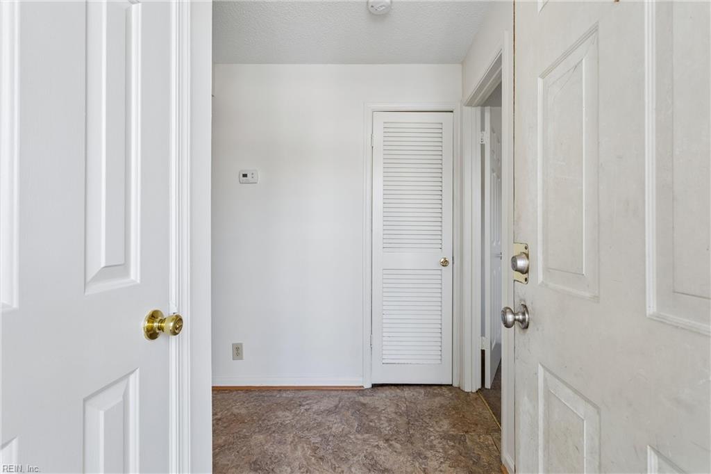 541 Pineland Circle Newport News VA 23608