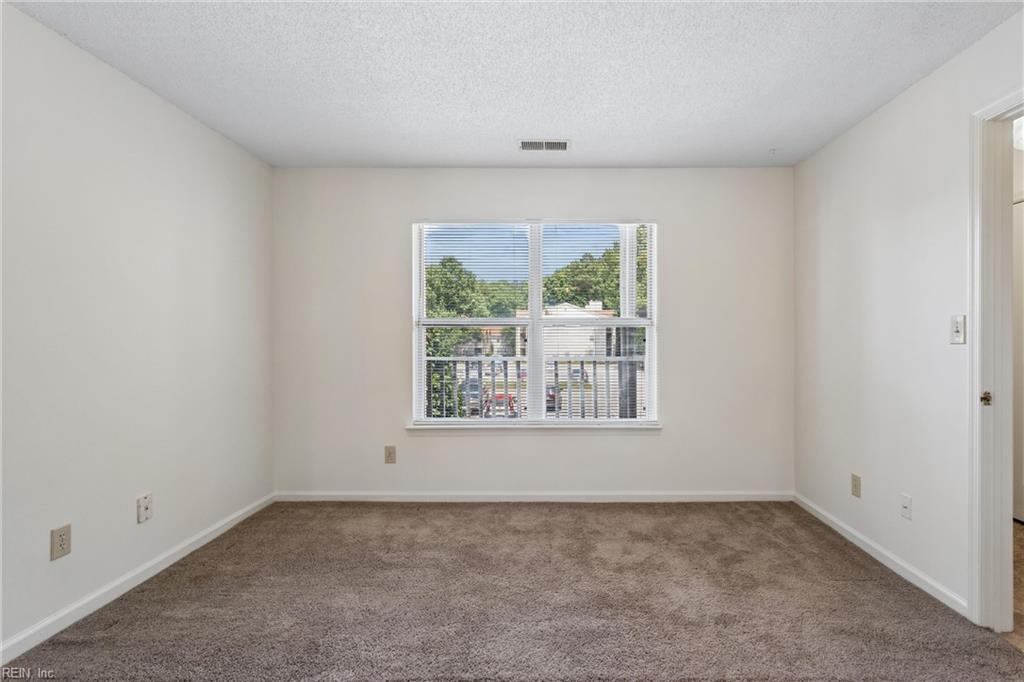 541 Pineland Circle Newport News VA 23608