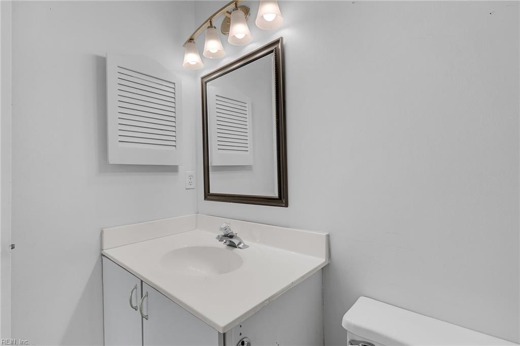 517 Mary Roberts Lane Newport News VA 23608