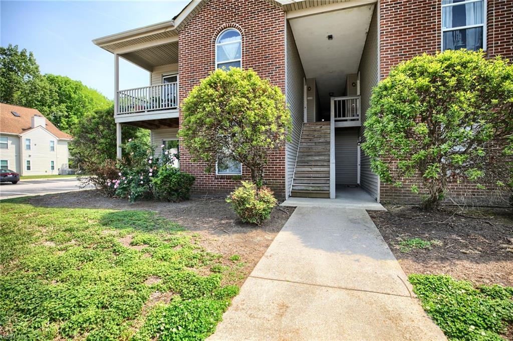 517 Mary Roberts Lane Newport News VA 23608