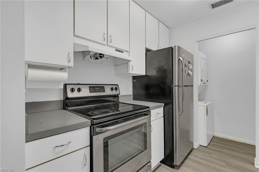 517 Mary Roberts Lane Newport News VA 23608