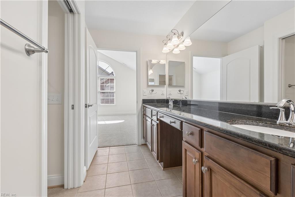 326 Garman Loop Yorktown VA 23690