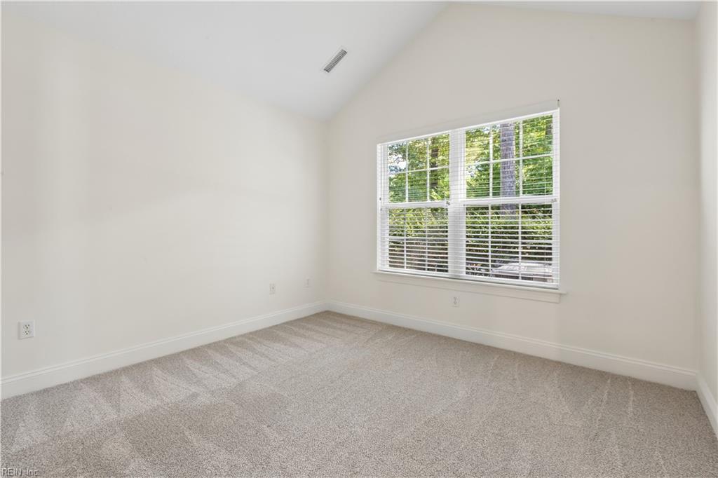 326 Garman Loop Yorktown VA 23690