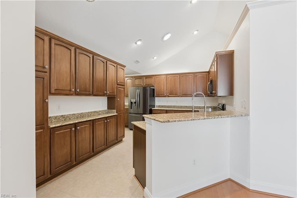 326 Garman Loop Yorktown VA 23690