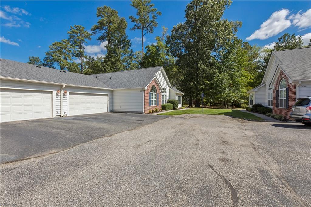 326 Garman Loop Yorktown VA 23690