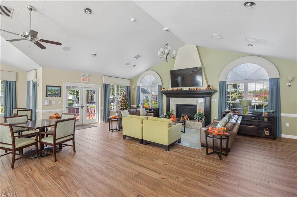 326 Garman Loop Yorktown VA 23690