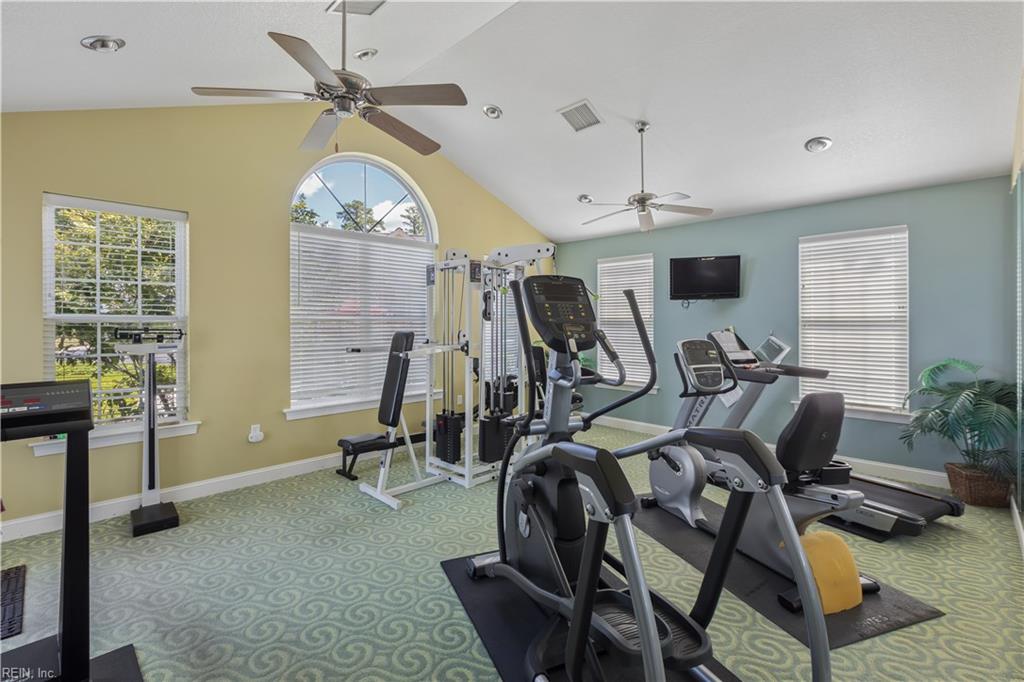 326 Garman Loop Yorktown VA 23690