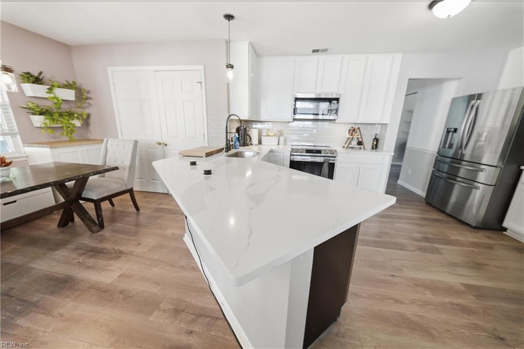 80 Meredith Way Newport News VA 23606