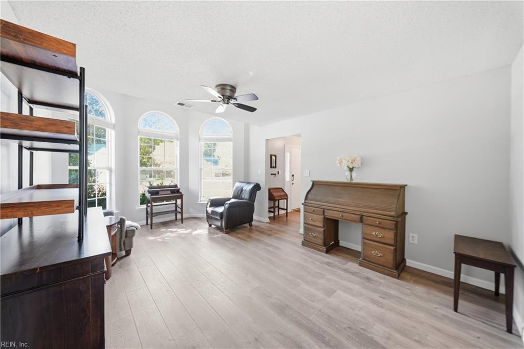 80 Meredith Way Newport News VA 23606