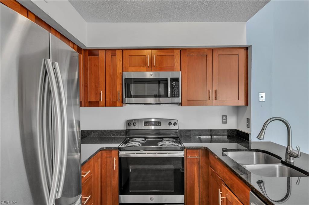 191 Nantucket Place Newport News VA 23606