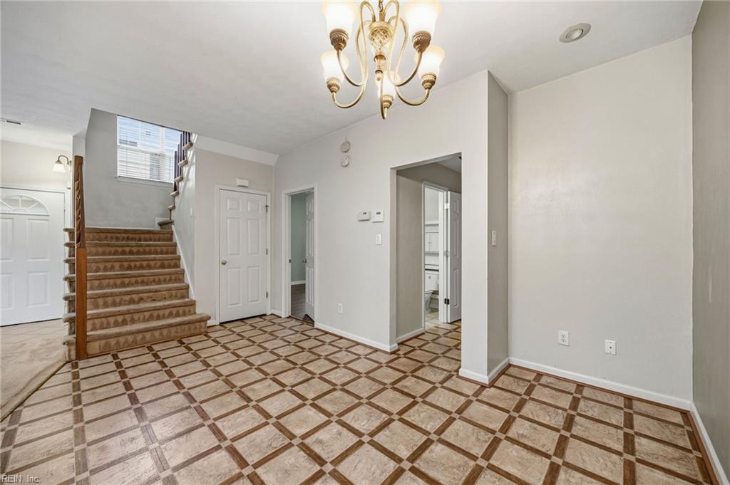 205 Linden Court Yorktown VA 23693