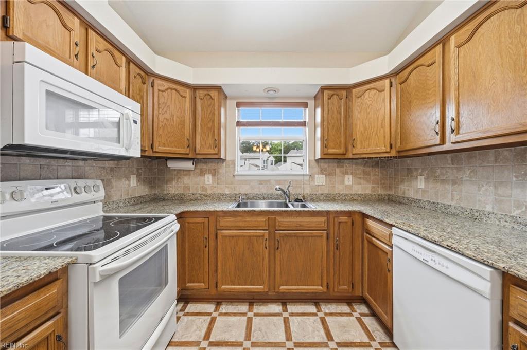 205 Linden Court Yorktown VA 23693