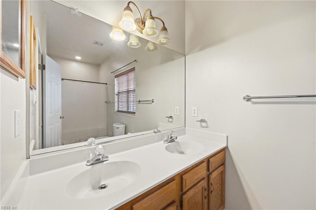 205 Linden Court Yorktown VA 23693