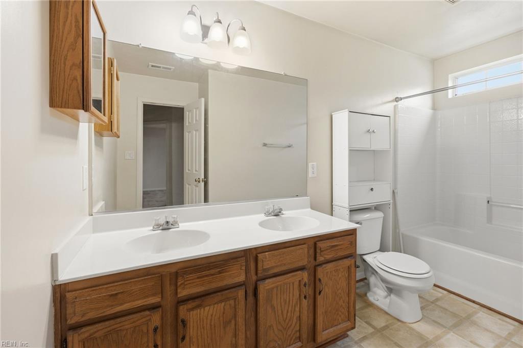 205 Linden Court Yorktown VA 23693
