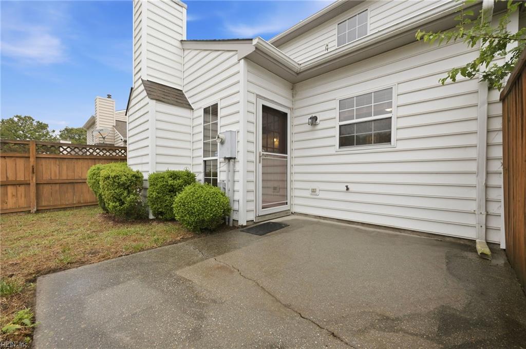 205 Linden Court Yorktown VA 23693