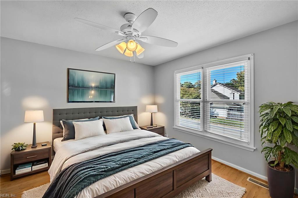 125 Three Notched Road Yorktown VA 23692