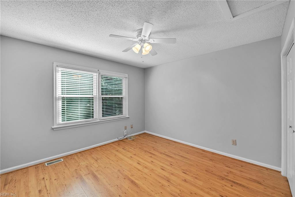 125 Three Notched Road Yorktown VA 23692