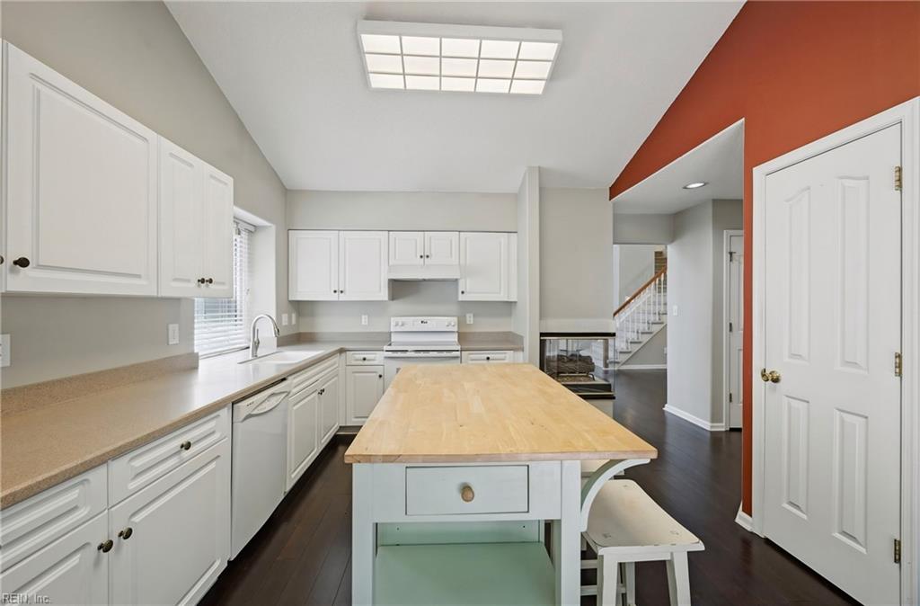 152 Spoon Court Yorktown VA 23693